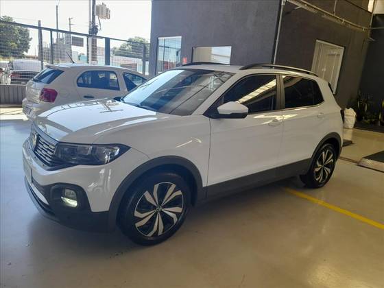 VOLKSWAGEN T-CROSS 1.0 200 TSI TOTAL FLEX AUTOMÁTICO